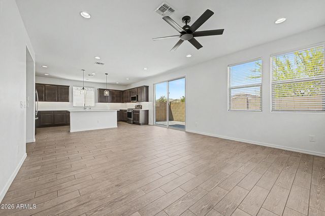 14116 W BRONCO Trail, Surprise, AZ 85387