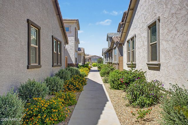 14116 W BRONCO Trail, Surprise, AZ 85387