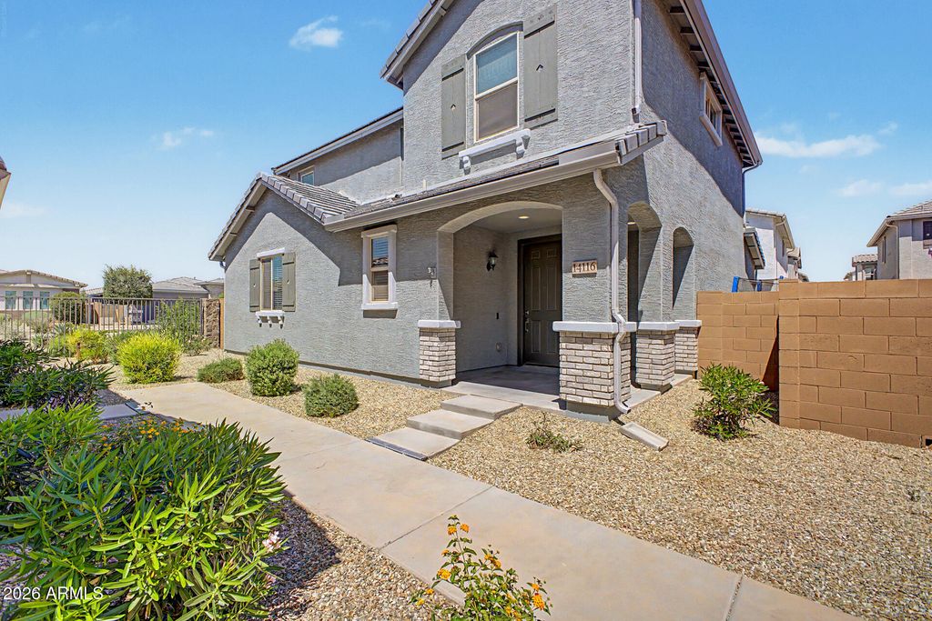14116 W BRONCO Trail, Surprise, AZ 85387