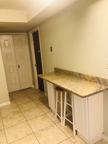 29840 City Center Drive 2, Warren, MI 48093