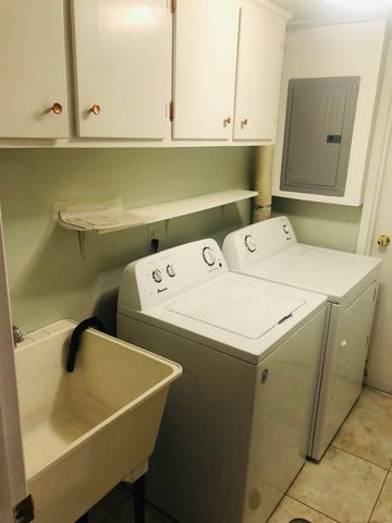 29840 City Center Drive 2, Warren, MI 48093