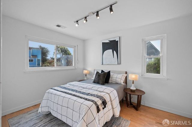 5 Richards Circle, San Francisco, CA 94124