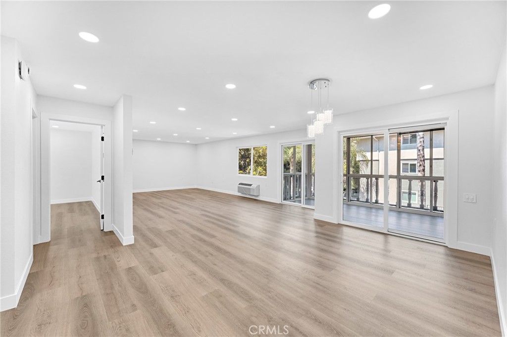 2405 Via Mariposa W Unit# 2C, Laguna Woods, CA 92637 — exterior
