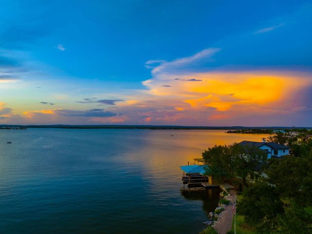 106 Bunny Run LN, Horseshoe Bay, TX 78657