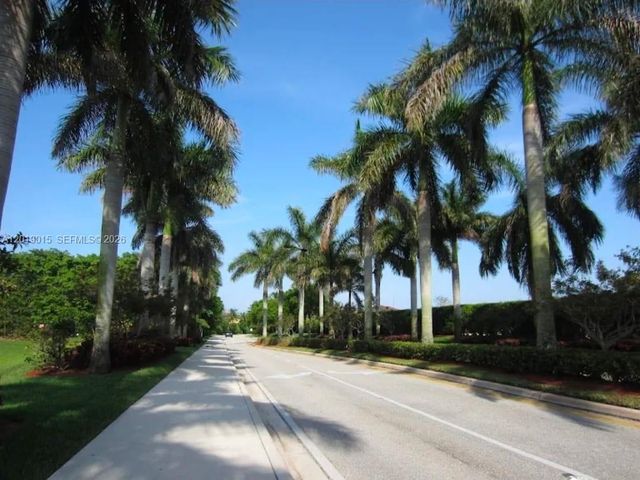 8014 Big Pine Way, Riviera Beach, FL 33407