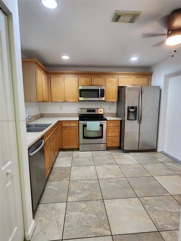 8014 Big Pine Way, Riviera Beach, FL 33407