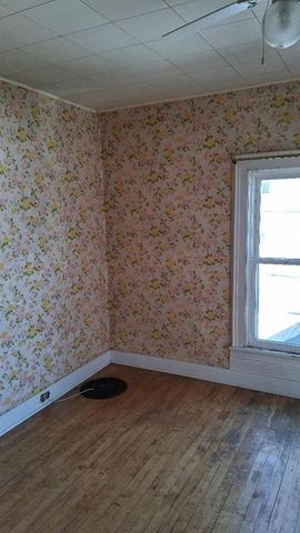 307 S Spring, Augusta, WI 54722