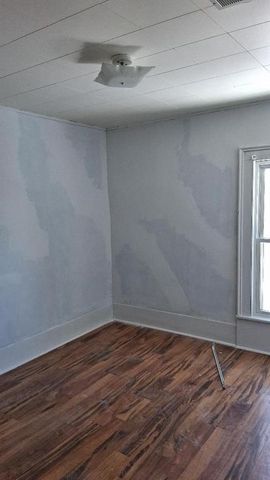 307 S Spring, Augusta, WI 54722