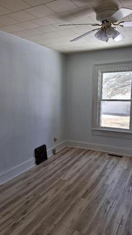 307 S Spring, Augusta, WI 54722