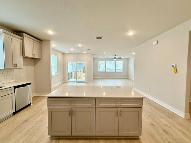 391 Backstays LOOP, Kyle, TX 78640