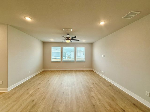 391 Backstays LOOP, Kyle, TX 78640