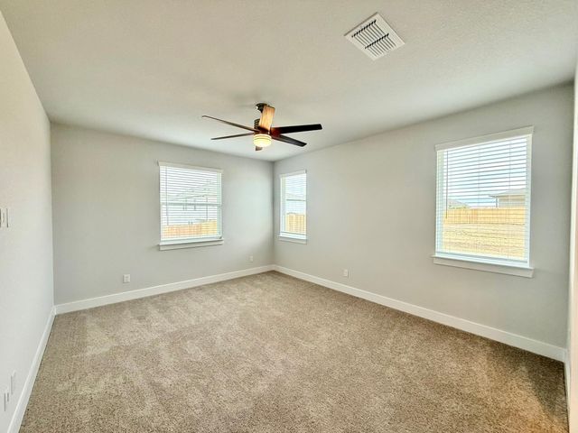 391 Backstays LOOP, Kyle, TX 78640