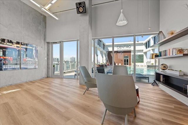 151 SE 1st St 3107, Miami, FL 33131