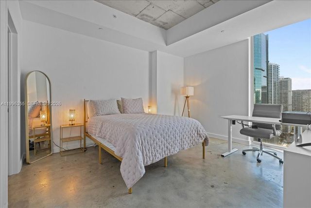 151 SE 1st St 3107, Miami, FL 33131