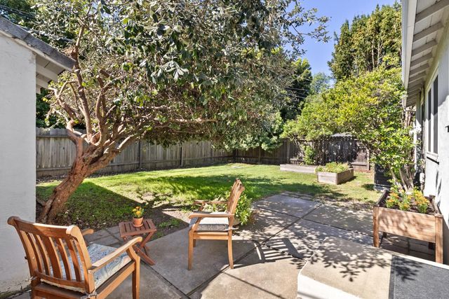 1126 Sherburn Ave, Sacramento, CA 95822