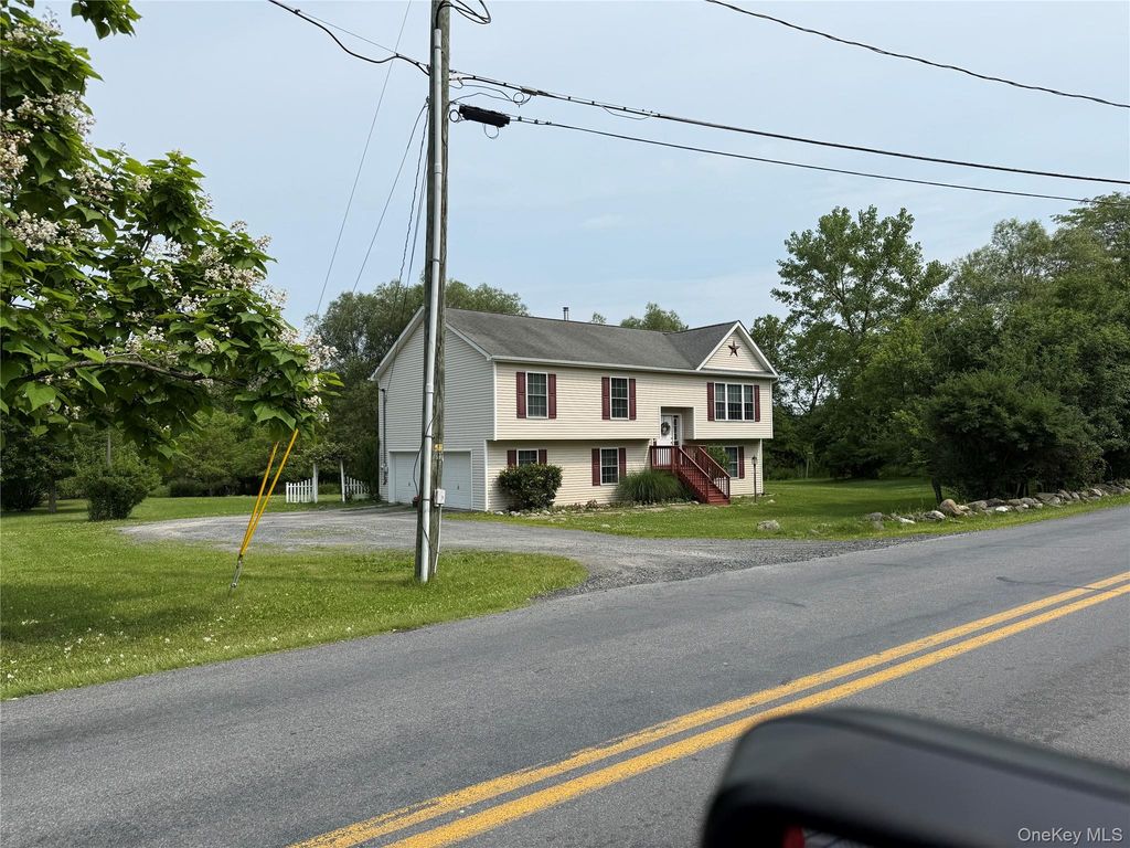 214 Cheechunk Road, Goshen, NY 10924