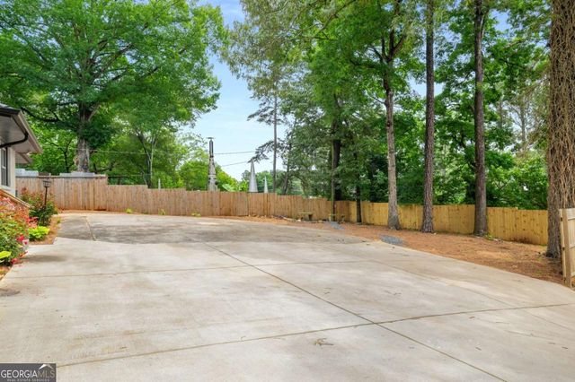 3154 North Druid Hil Road, Decatur, GA 30033