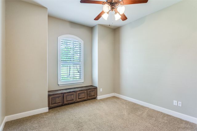 2113 Woodland Hills Lane, Weatherford, TX 76087