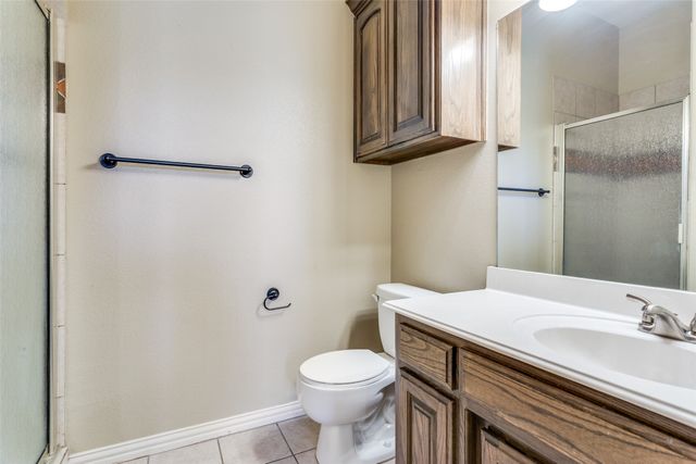 2113 Woodland Hills Lane, Weatherford, TX 76087