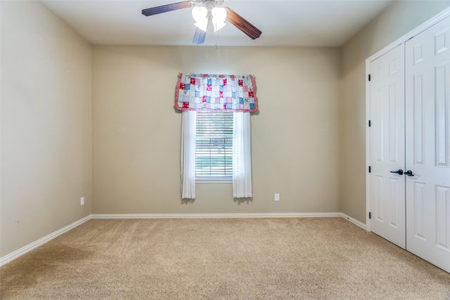 2113 Woodland Hills Lane, Weatherford, TX 76087