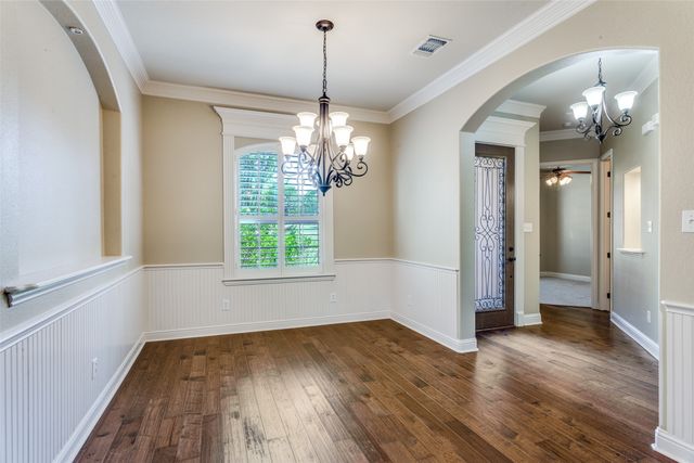 2113 Woodland Hills Lane, Weatherford, TX 76087