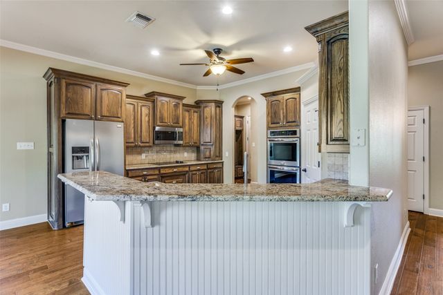 2113 Woodland Hills Lane, Weatherford, TX 76087