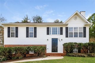 5051 Windsbury Ridge Road, Clemmons, NC 27012