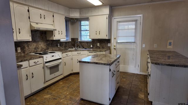 611 Northgate Rd., Hideaway, TX 75771