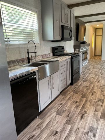 310 Randal, Jefferson, TX 75657