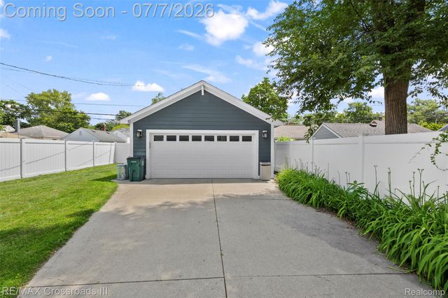 1506 N Altadena Avenue, Royal Oak, MI 48067