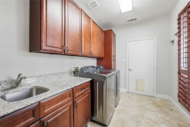 1608 Strait Lane, Flower Mound, TX 75028