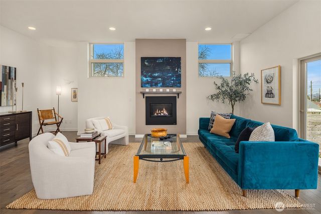 2449 S Spencer Street, Seattle, WA 98108