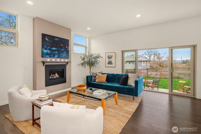 2449 S Spencer Street, Seattle, WA 98108