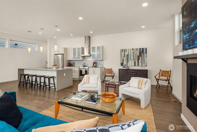 2449 S Spencer Street, Seattle, WA 98108