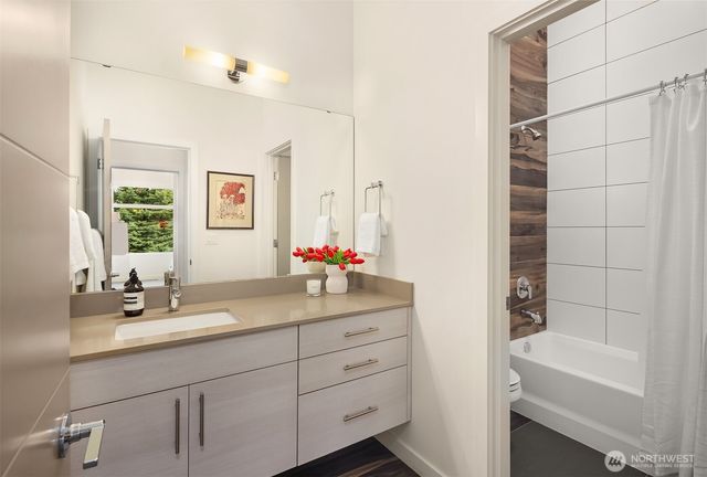 2449 S Spencer Street, Seattle, WA 98108