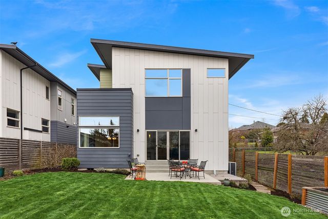 2449 S Spencer Street, Seattle, WA 98108