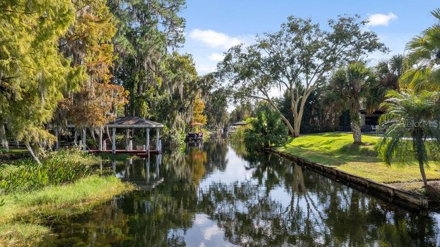 2 OAKDALE STREET, Windermere, FL 34786