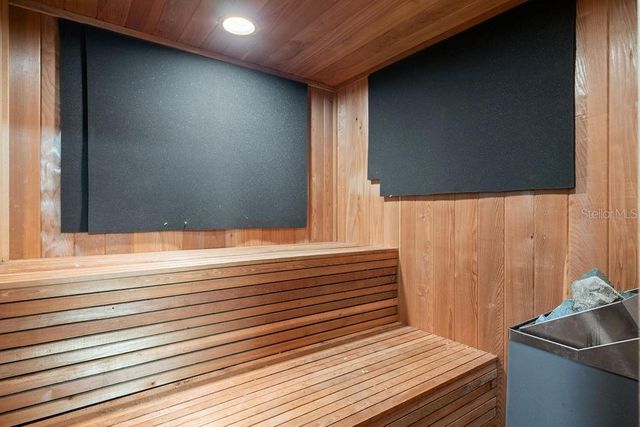 2 OAKDALE STREET, Windermere, FL 34786