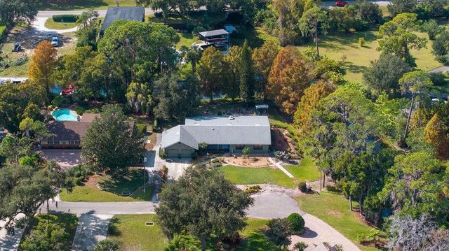 2 OAKDALE STREET, Windermere, FL 34786