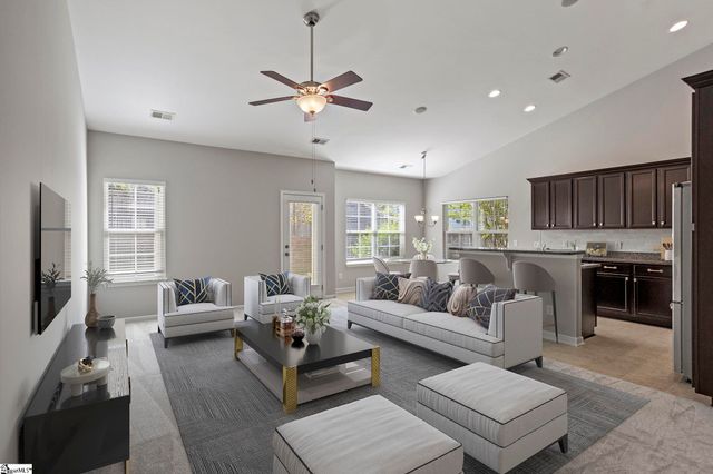 302 Gibby Lane, Simpsonville, SC 29681