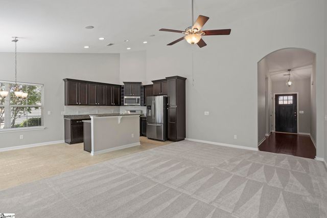 302 Gibby Lane, Simpsonville, SC 29681