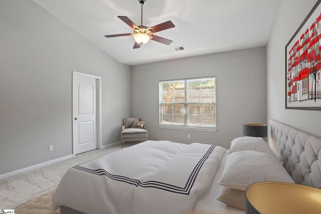 302 Gibby Lane, Simpsonville, SC 29681