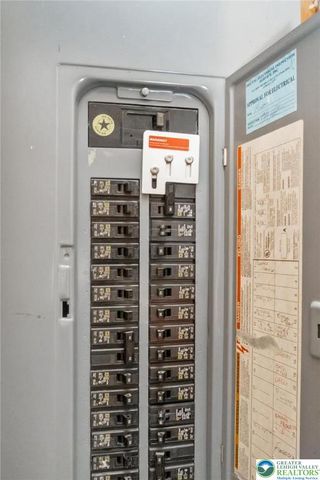 52 Chippawa Circle, Upper Mt Bethel Twp, PA 18343