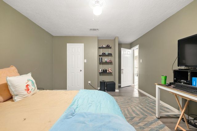 4402 Hickory Grove Drive, Houston, TX 77084