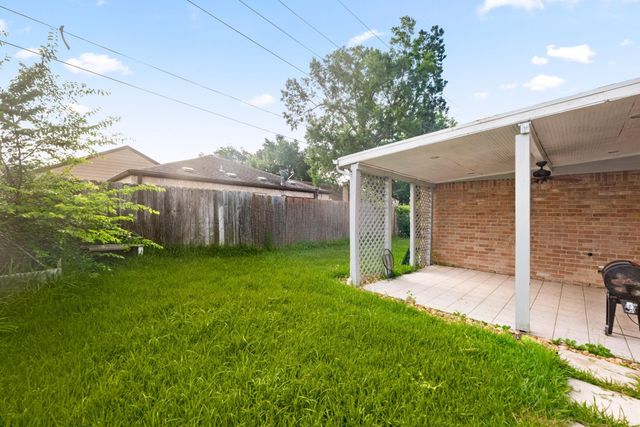 4402 Hickory Grove Drive, Houston, TX 77084