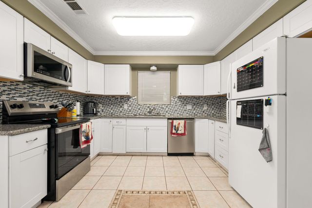 4402 Hickory Grove Drive, Houston, TX 77084