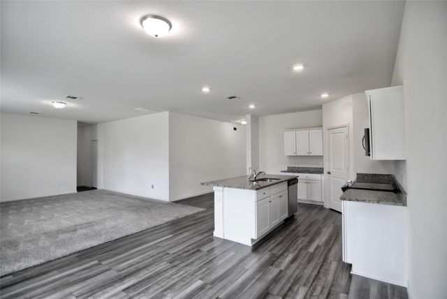 1053 Water Oak Lane, Brookshire, TX 77423
