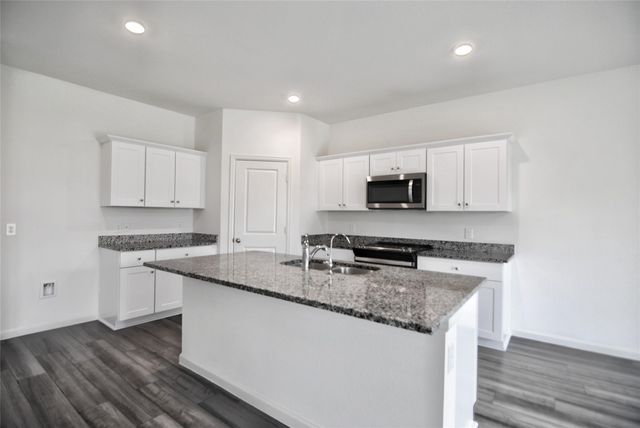 1053 Water Oak Lane, Brookshire, TX 77423