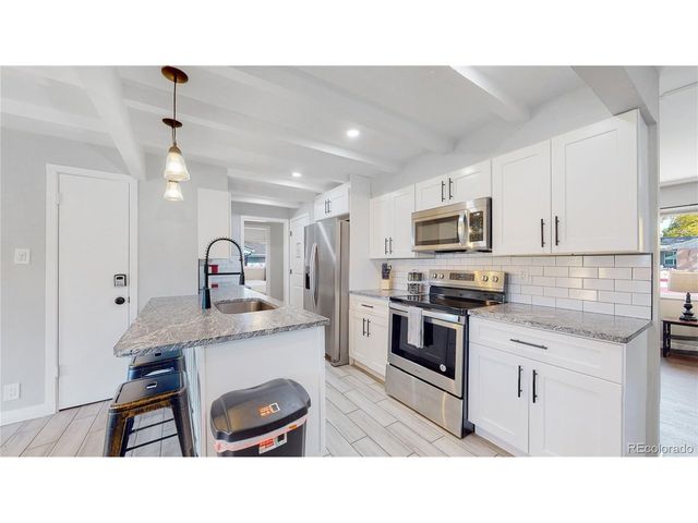 3067 S Holly Pl, Denver, CO 80222