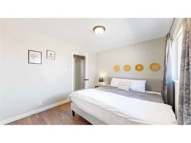 3067 S Holly Pl, Denver, CO 80222